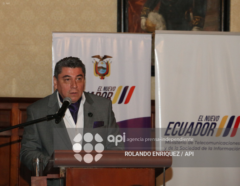 ACCESO A PROGRAMAS DEL GOBIERNO POR LA CEDULA