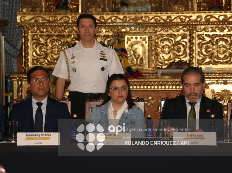 ACCESO A PROGRAMAS DEL GOBIERNO POR LA CEDULA