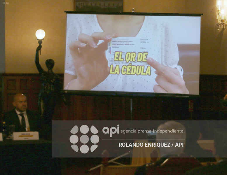 ACCESO A PROGRAMAS DEL GOBIERNO POR LA CEDULA