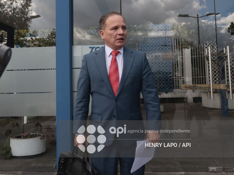 RC SOLICITA DEJAR SIN EFECTO SUSPENSIÓN