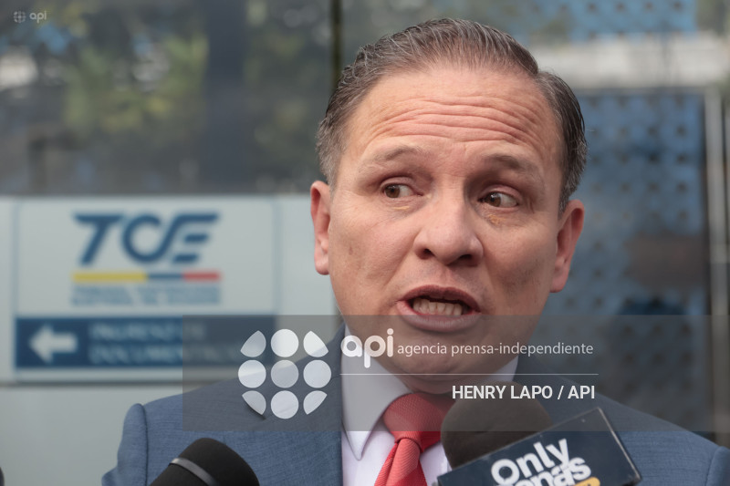 RC SOLICITA DEJAR SIN EFECTO SUSPENSIÓN