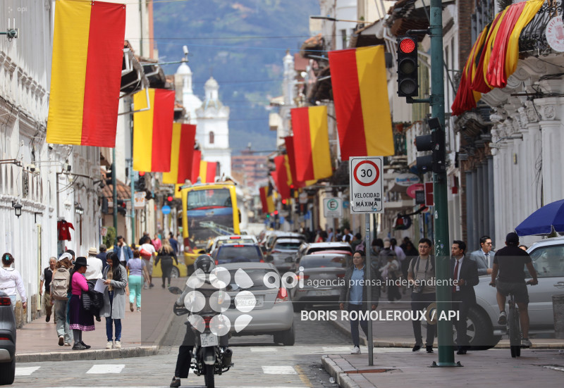 CUENCA-ABANDERAMIENTO-FIESTAS DE FUNDACION