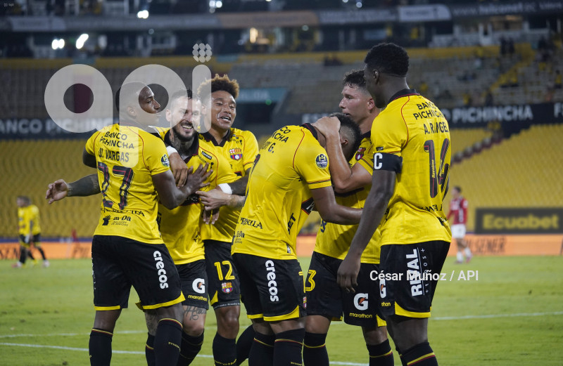 FBL-LIGAECUABET-BARCELONA-LEONES