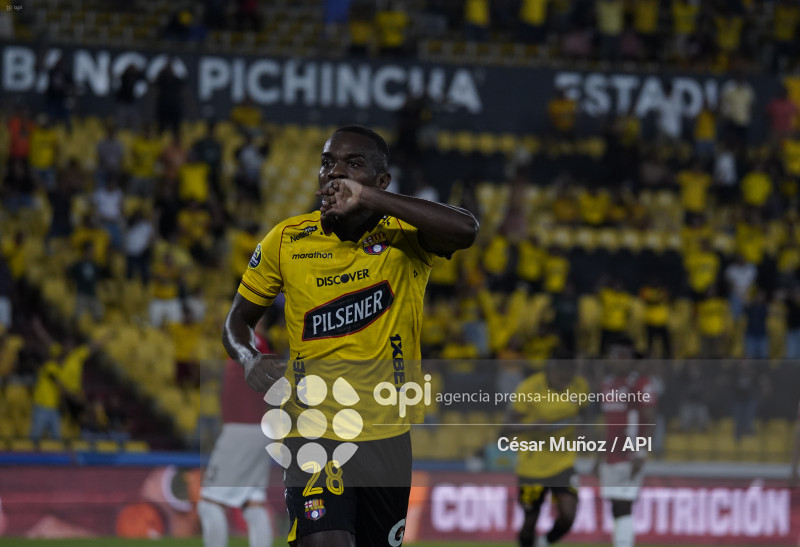FBL-LIGAECUABET-BARCELONA-LEONES