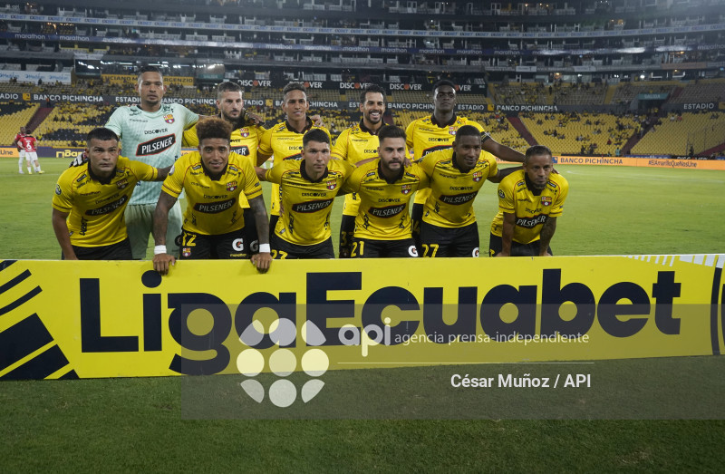 FBL-LIGAECUABET-BARCELONA-LEONES