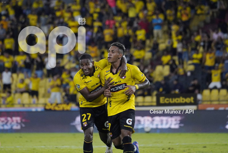 FBL-LIGAECUABET-BARCELONA-LEONES
