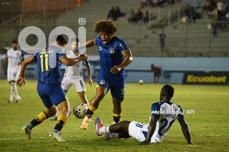 FBL-LIGA ECUABET-DELFIN-LDU