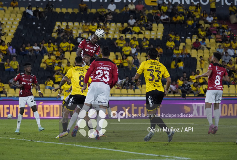 FBL-LIGAECUABET-BARCELONA-LEONES