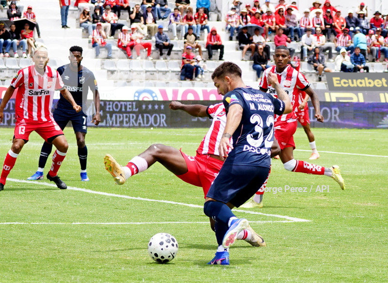 FBL LIGAECUABET-TECNICO-CATOLICA