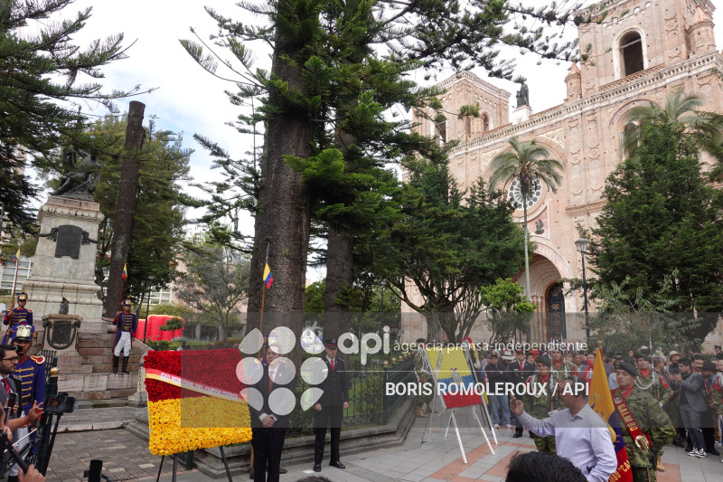 CUENCA-OFRENDA FLORAL-FUNDACION 469 AÑOS