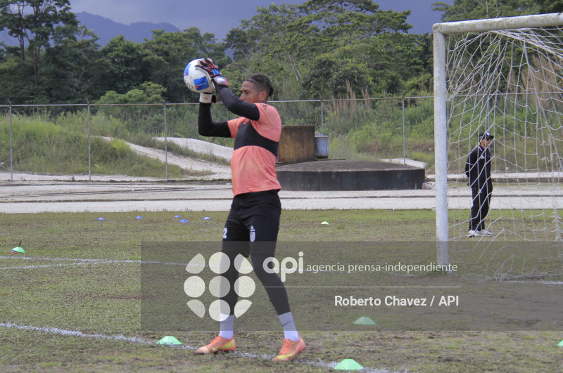 FBL COPA ECUADOR NAZARENO SC VS 9DE OCTUBRE FC