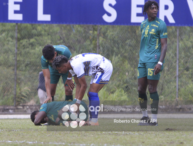FBL COPA ECUADOR NAZARENO SC VS 9DE OCTUBRE FC