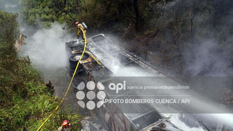 CUENCA-ACCIDENTE BUS-CUENCA-MOLLETURO