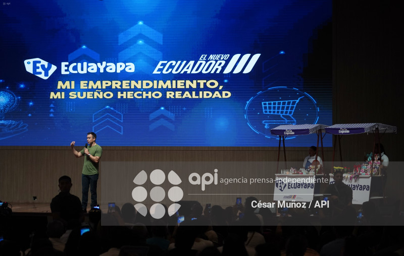 GYE-ECUAYAPA-NOBOA