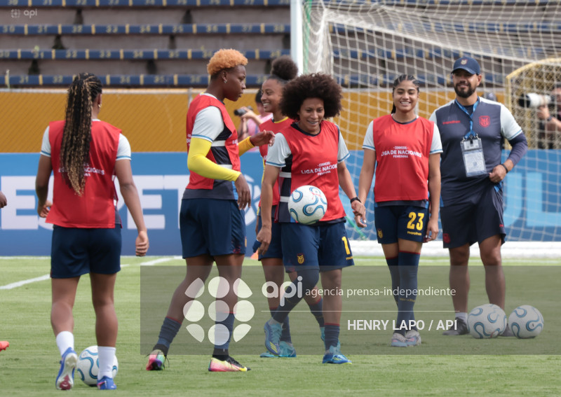 FBL LIGA NACIONES FEMENINA ECUADOR VS PERU