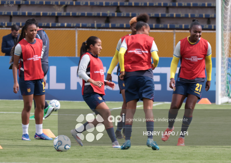 FBL LIGA NACIONES FEMENINA ECUADOR VS PERU