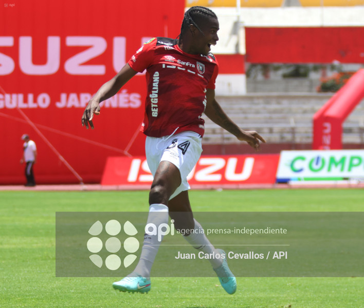 FBL-LIGAECUABET-LEONES FC-MANTA