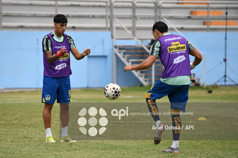 FBL-LIGA ECUABET-DELFIN-IDV