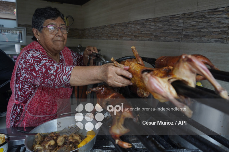 GYE-ENFERMEDAD Y VENTA DE CUYES