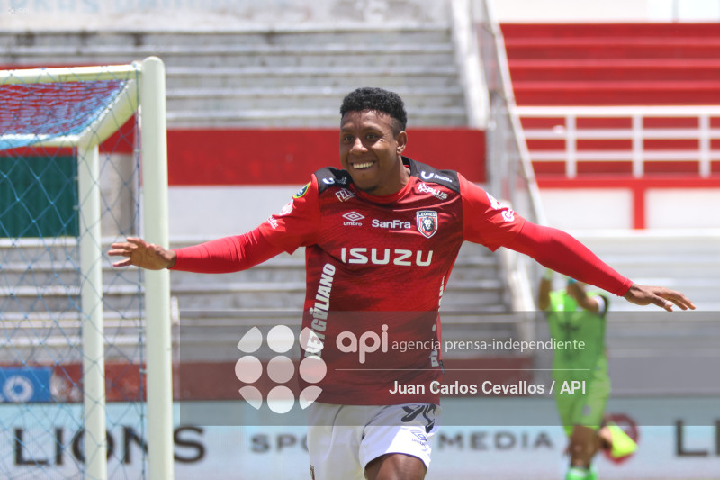 FBL-LIGAECUABET-LEONES FC-MANTA