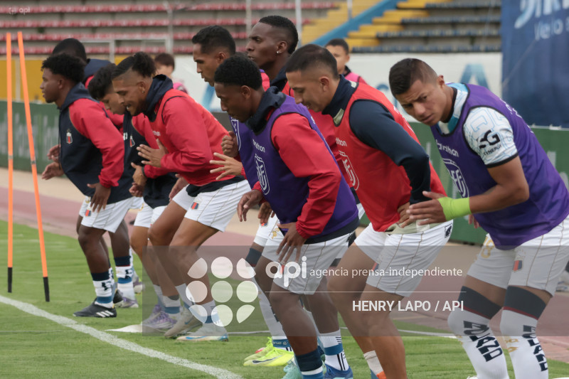 COPA ECUADOR D QUITO VS GUALACEO