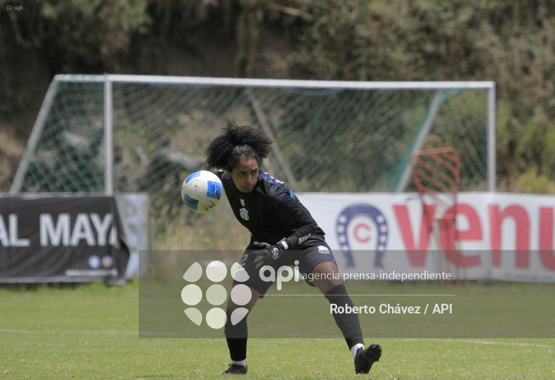 FBL SUPERLIGA FEMENINA MACARA VS EMELEC