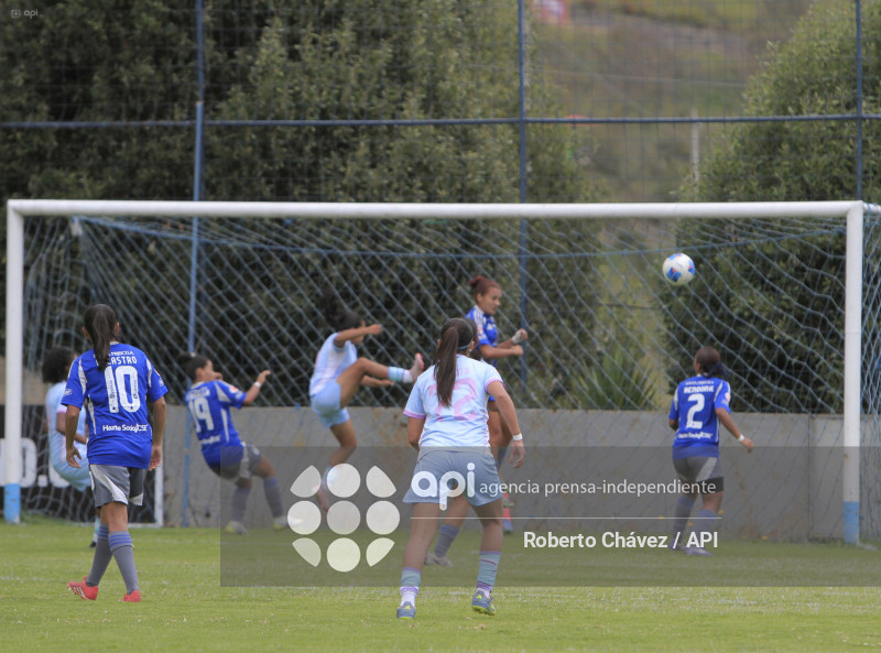 FBL SUPERLIGA FEMENINA MACARA VS EMELEC