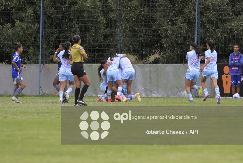 FBL SUPERLIGA FEMENINA MACARA VS EMELEC