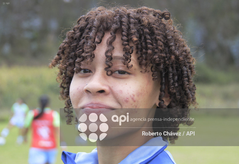 FBL SUPERLIGA FEMENINA MACARA VS EMELEC