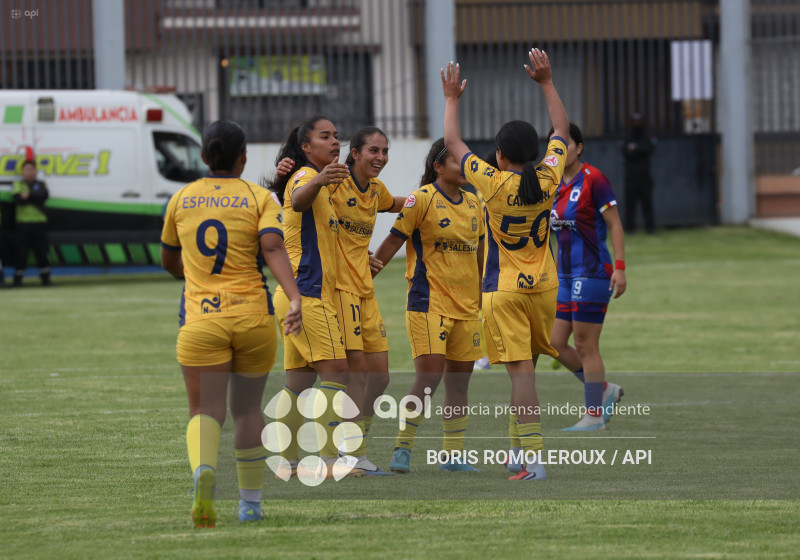 FBL-SUPERLIGA-FEMENINA- CARNERAS UPS-QUITO FC
