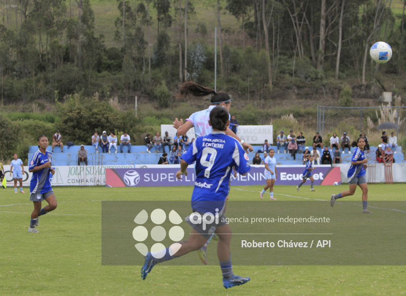 FBL SUPERLIGA FEMENINA MACARA VS EMELEC