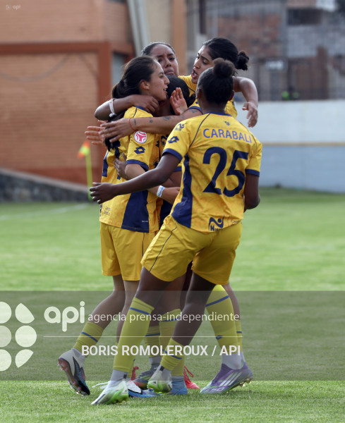 FBL-SUPERLIGA-FEMENINA- CARNERAS UPS-QUITO FC