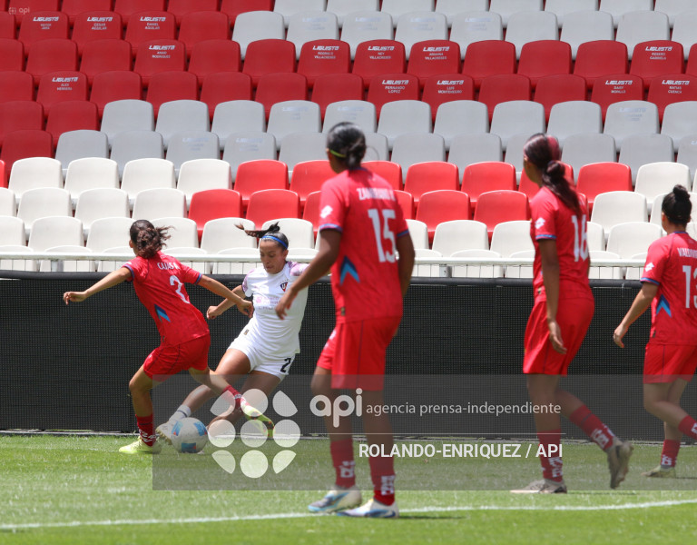 FBL SUPERLIGA FEMENINA LDU DE QUITO VS EL NACIONAL