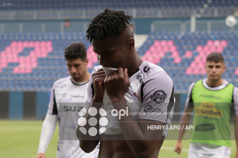 FBL LIGAECUABET INDEPENDIENTE VS LEONES