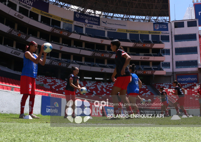 FBL SUPERLIGA FEMENINA LDU DE QUITO VS EL NACIONAL