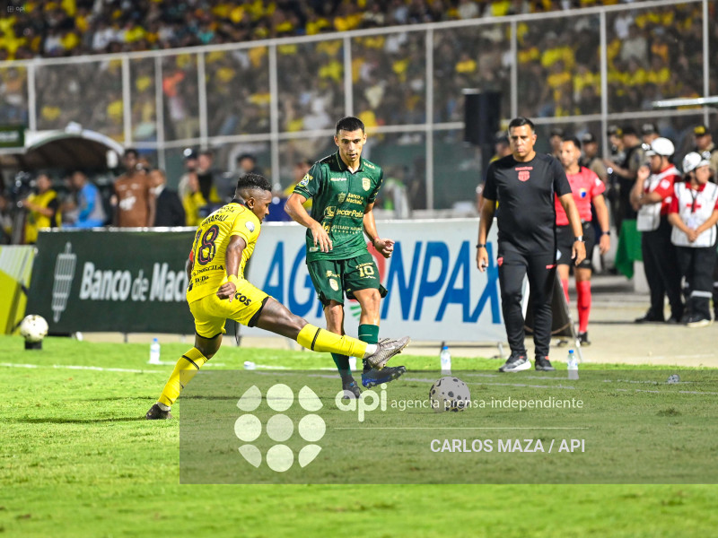 FBL-LIGAECUABET-ORENSE-BARCELONA