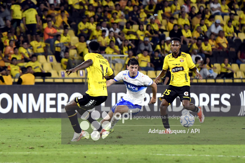 FBL-LIBERTADORES-BARCELONA-U CATOLICA