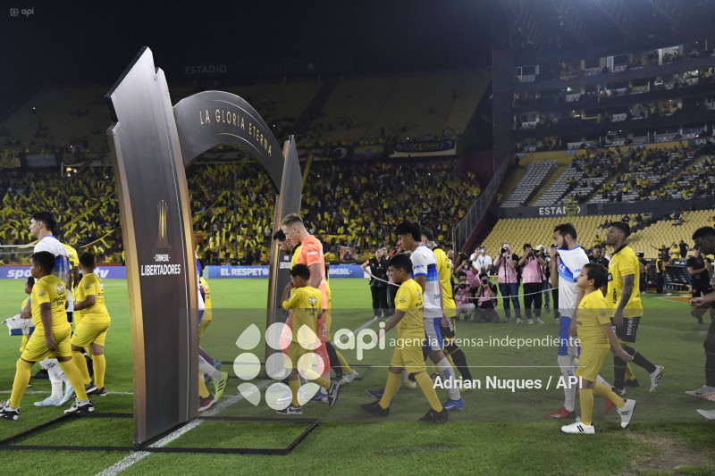 FBL-LIBERTADORES-BARCELONA-U CATOLICA