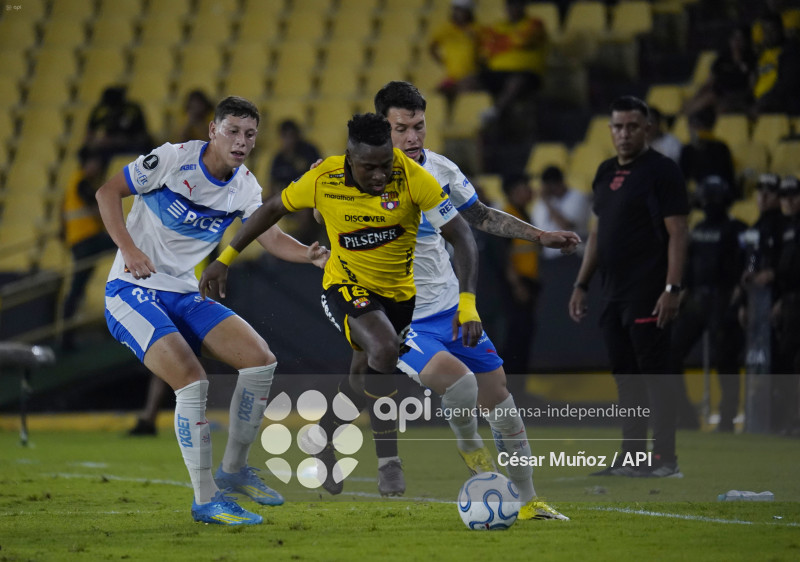 FBL-LIBERTADORES-BARCELONA-U CATOLICA