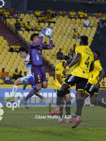 FBL-LIBERTADORES-BARCELONA-U CATOLICA