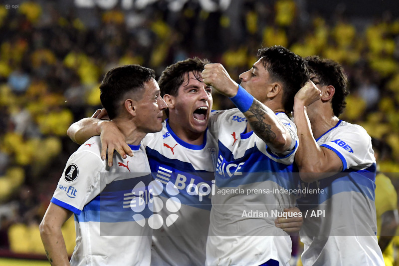 FBL-LIBERTADORES-BARCELONA-U CATOLICA