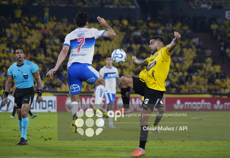 FBL-LIBERTADORES-BARCELONA-U CATOLICA