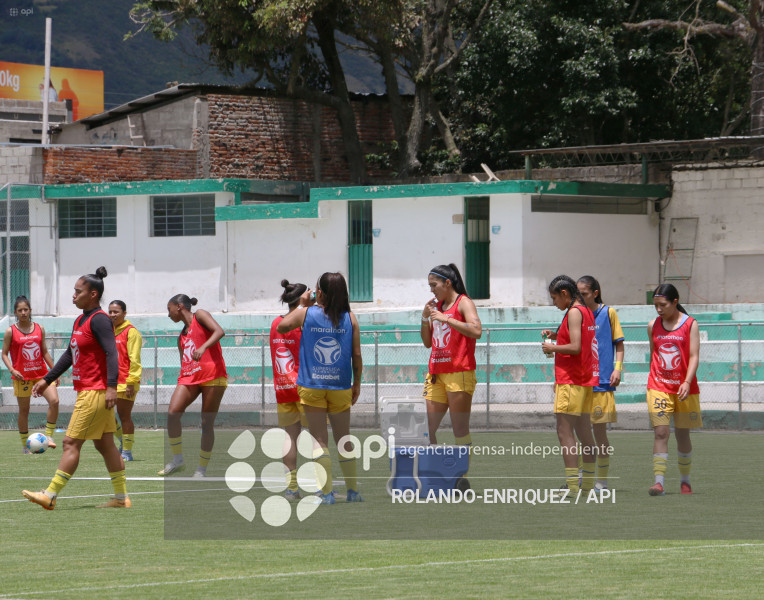 FBL SUPERLIGA FEMENINA NACIONAL VS CARNERAS