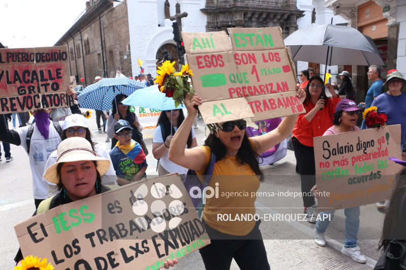 MARCHA 1 DE MAYO QUITO