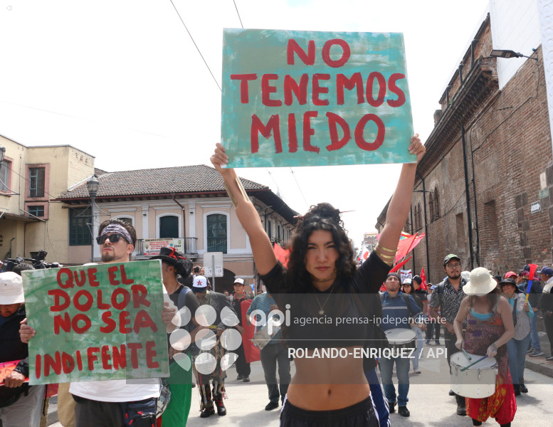MARCHA 1 DE MAYO QUITO