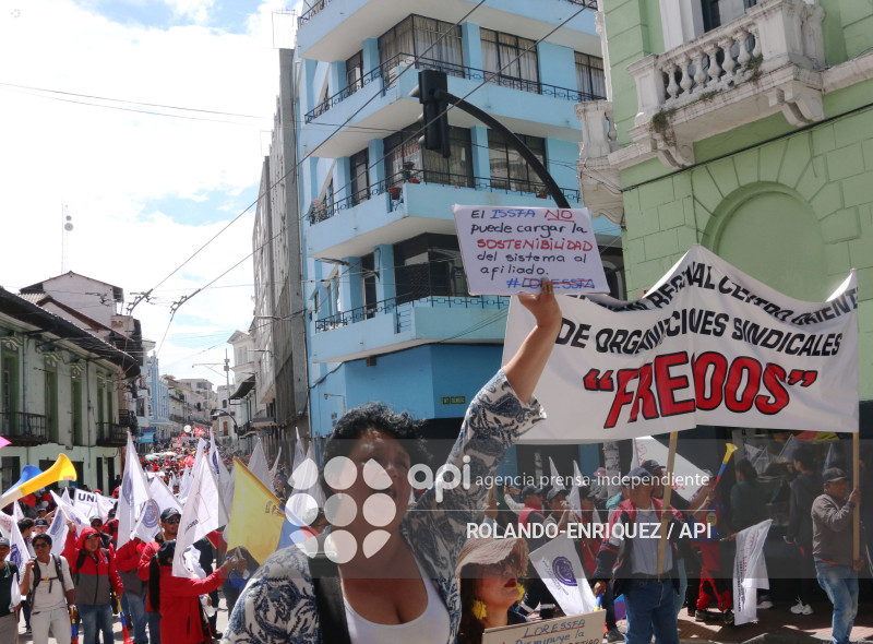 MARCHA 1 DE MAYO QUITO