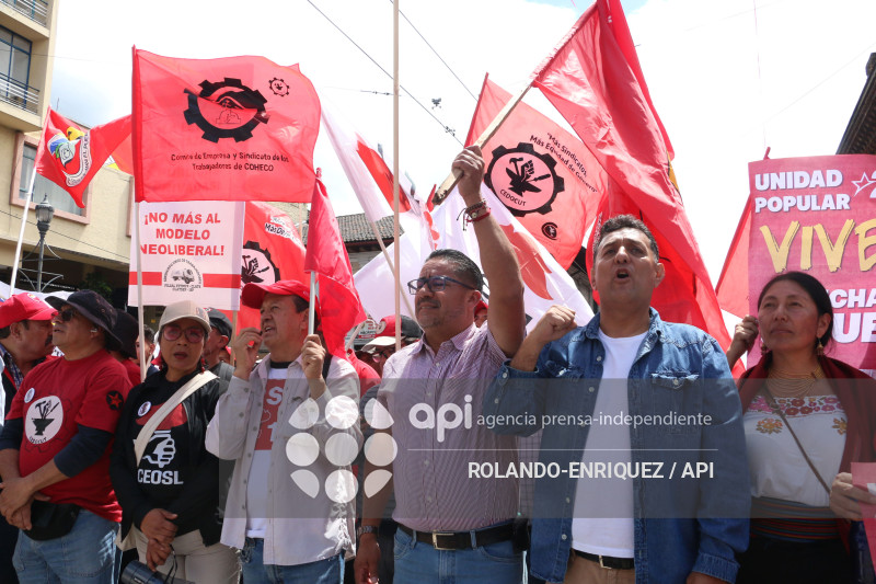 MARCHA 1 DE MAYO QUITO