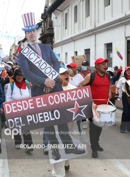 MARCHA 1 DE MAYO QUITO