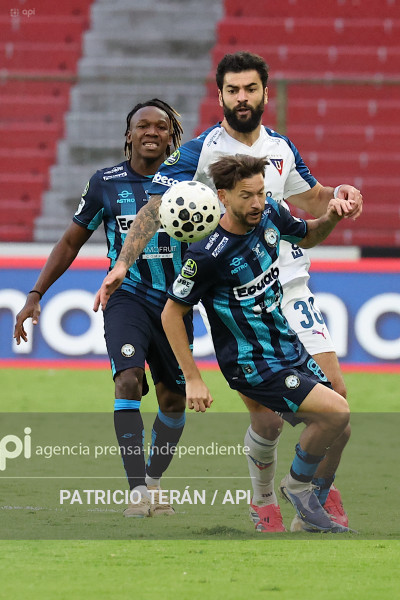 FBL LIGA ECUABET LDU VS GUAYAQUIL CITY