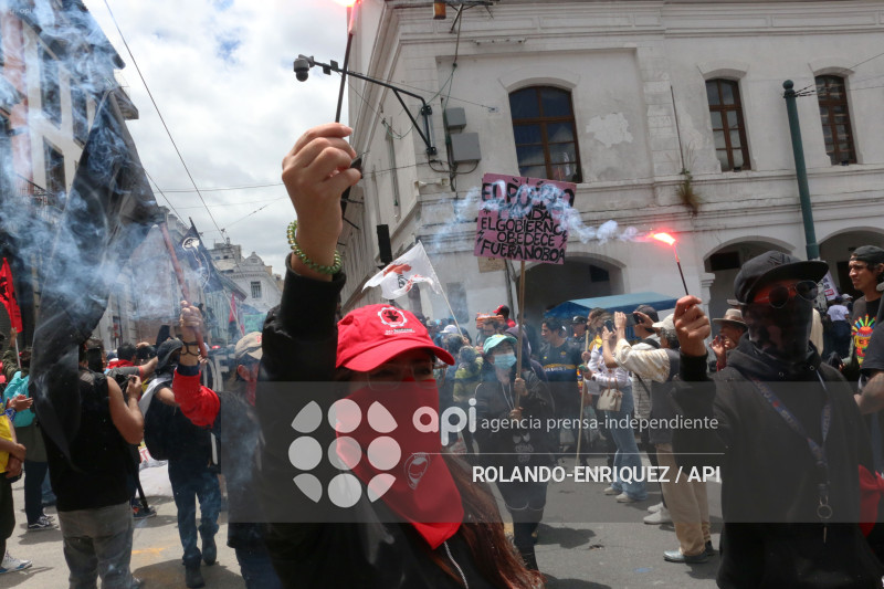 MARCHA 1 DE MAYO QUITO